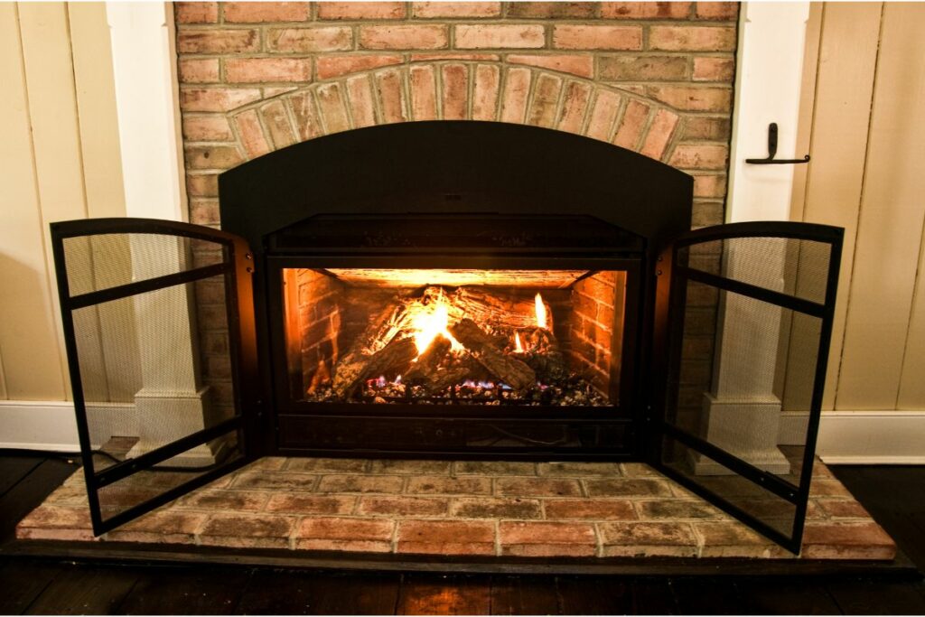 7 Floor-to-Ceiling Fireplace Tile Ideas That Will Make Your Living Room ...