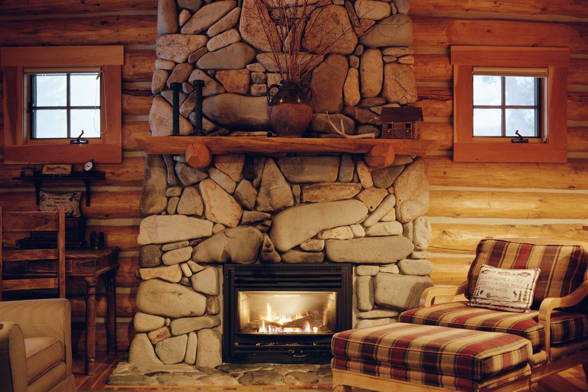 Cabin Fireplace Ideas (1)
