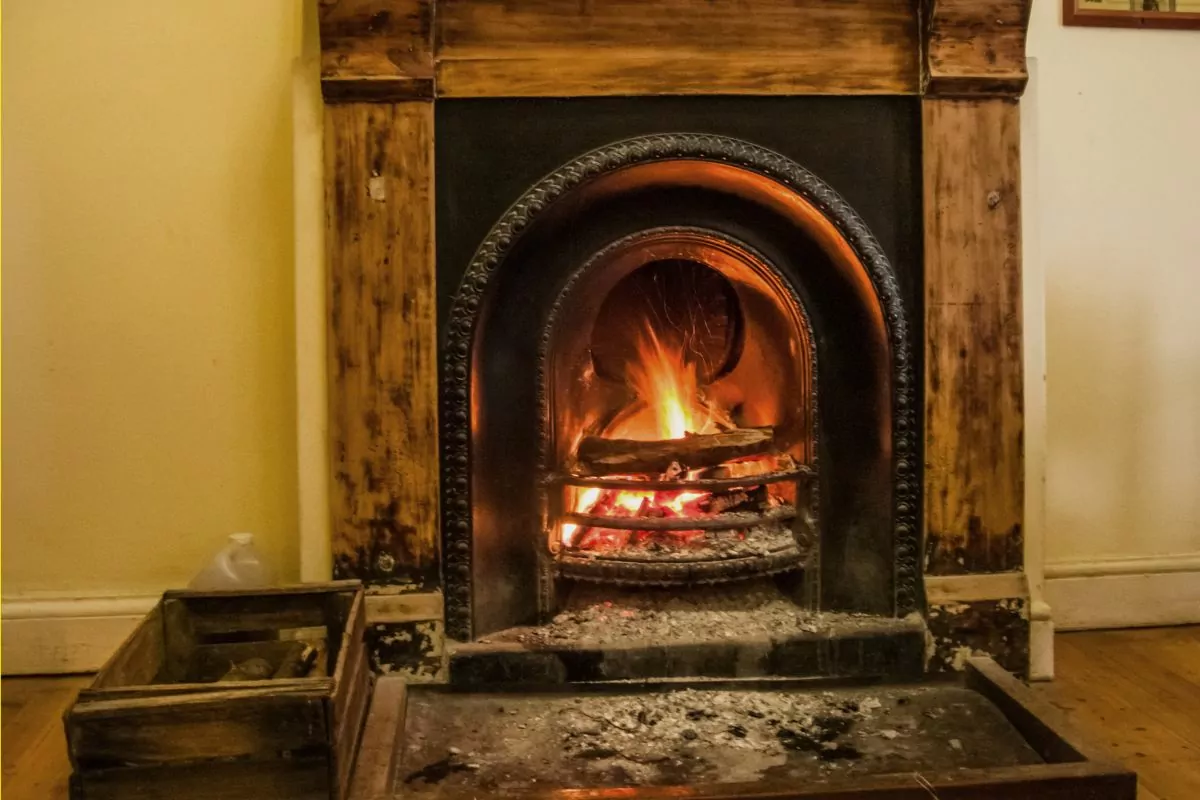 Stucco Fireplace Ideas (1)